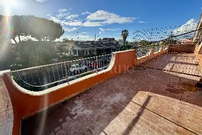 Villa Bifamiliare in vendita, Viale California, Ladispoli