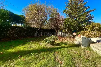 Casa Indipendente in vendita, Via Tuscolana, Roma