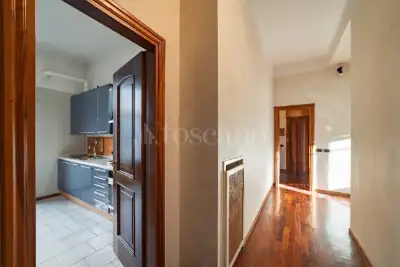 Casa in vendita, Viale Certosa, Milano