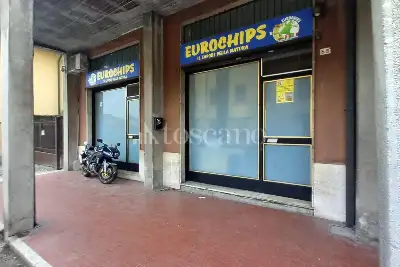 Negozio in vendita, Via Cavour, Sant'Angelo Lodigiano