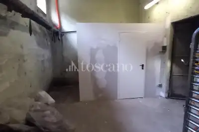 Negozio in vendita, Via Cavour, Sant'Angelo Lodigiano