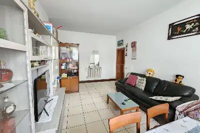 Casa in vendita, Via G. Cesare, Cantù