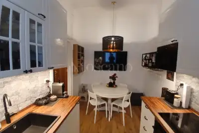 House for sale, Via Bartolomeo Eustachi, Milano