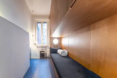 Casa in vendita, Via Eustachi, Milano