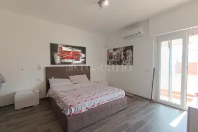 Villino a Schiera in affitto, Via dei Lillà, Anzio