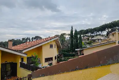 Villino a Schiera in vendita, Via Giulio Venzi, Roma