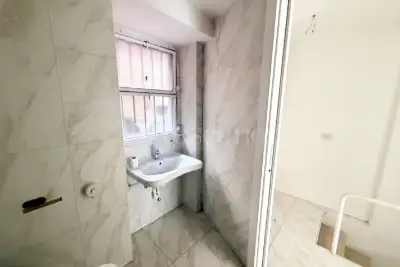 Negozio in vendita, Corso di Porta Vittoria 31, Milano