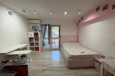 Villino a Schiera in vendita, Via Ipparco di Nicea, Roma