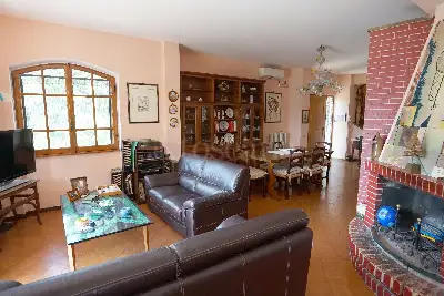 Villa in vendita, Arsoli - Località Colle del Prete, Arsoli