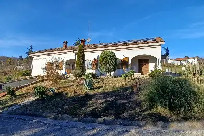 Villa in vendita, Cairo Montenotte via Sant'Anna 9/a, Cairo Montenotte