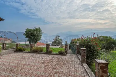 Villa in vendita, Via Viconago, Cadegliano-Viconago