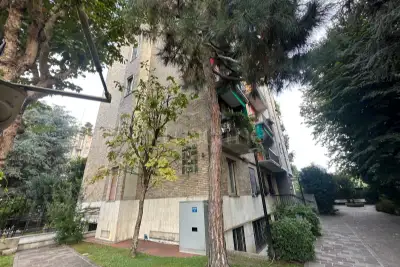 Casa in vendita, Via Pessano, Milano