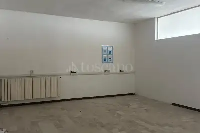 Negozio in affitto, Via Pertini, Avezzano