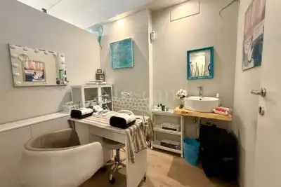 Negozio in vendita, Via Quinto Novio, Roma