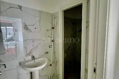 Negozio in affitto, via Roma, Atripalda, Atripalda