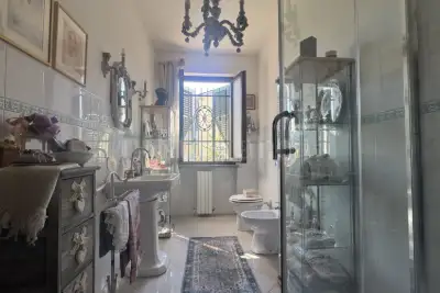 Casa in vendita, Via Teresa Bandettini, Lucca