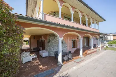 Villa in vendita, Via Aldo Moro, Provaglio d'Iseo