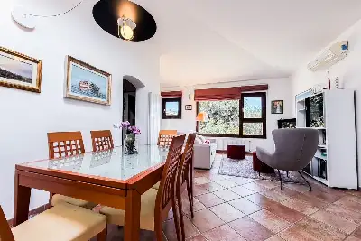 Villino a Schiera in vendita, Via Atene, Olbia, Olbia