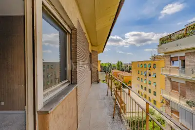 Casa in vendita, Viale Carlo Tommaso Odescalchi, Roma