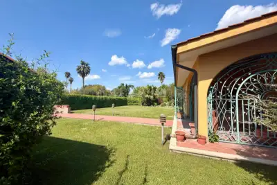 Villa Bifamiliare in vendita, Via del Casale Agostinelli, Roma