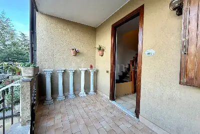 Villino a Schiera in vendita, Via del Fosso dell'Acqua Mariana, Roma