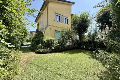 Casa Indipendente in vendita, Via Vespucci, Peschiera del Garda