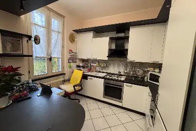 Casa in vendita, Via G. Mazzini, Biandronno