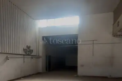 Capannone in vendita, Via Cavour, Avezzano