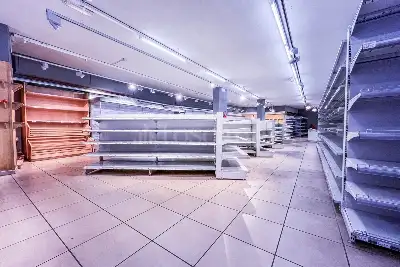 Negozio in vendita, Via Copernico 5, Olbia, Olbia