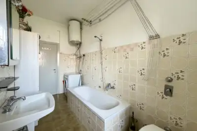 Casa in vendita, Via Giuseppe Carozzi, Milano