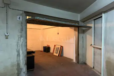 Box in affitto, Viale Africa, Catania