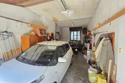 Casa in vendita, Lezzeno; Loc Pescaù, Lezzeno