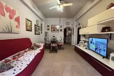 Casa in vendita, Via Germania, Pomezia