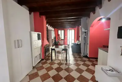 Casa in affitto, Via dei Fabbri, Milano