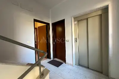 Casa in vendita, Via Roma, Mascalucia