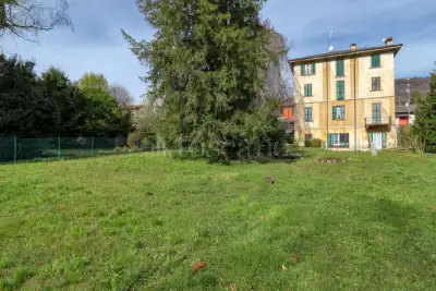 Casa in vendita, Via Cavour, Marchirolo