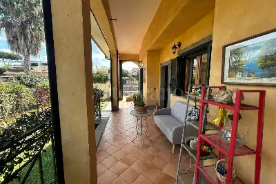 Villa in vendita, Via Lavarone, Roma