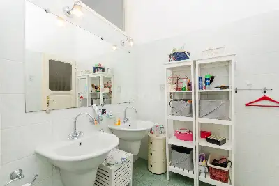 Casa in vendita, Via Sardegna 44, Milano