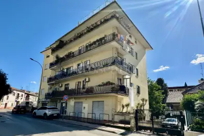 Casa in vendita, Via Enrico Caruso, Caserta
