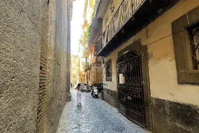 Casa in vendita, Via dei Tribunali , Napoli