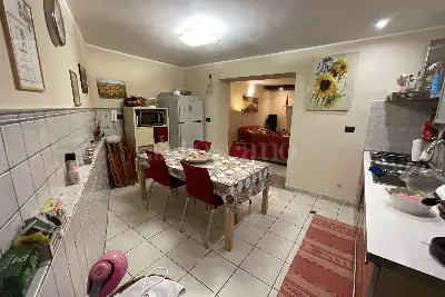 Casa Indipendente in vendita, Via Canfora, Catania