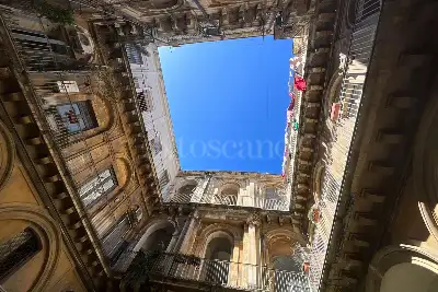 Casa in vendita, PIAZZA MAZZINI - VIA GARIBALDI 57 - 3 TERRAZZE, Catania