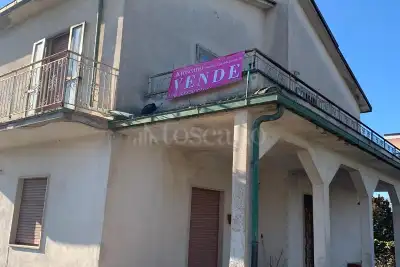 Casa Indipendente in vendita, Via Renato Fucini, Avezzano