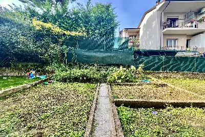 Casa in vendita, Via Michelangelo , Desenzano del Garda