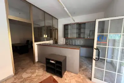 Negozio in vendita, Via Concerviano, Roma