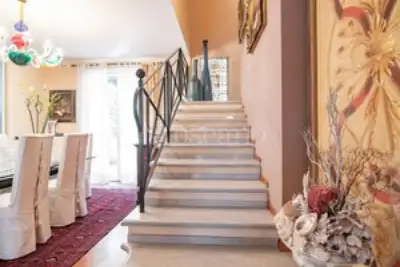 Casa in vendita, Via Dabusti, Casteggio