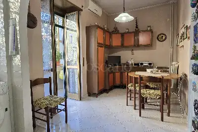 Casa in vendita, Via di Santa Petronilla, Roma