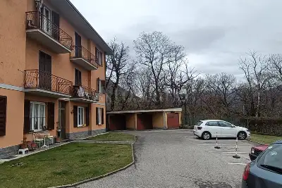 Casa Indipendente in vendita, Via Provinciale, Cadegliano-Viconago