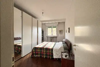 Casa in vendita, Via Lorenteggio, Milano