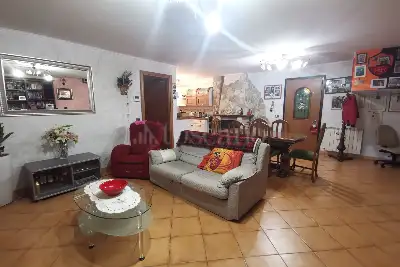 Villa Plurifamiliare in vendita, Via Sesto San Giovanni, Roma